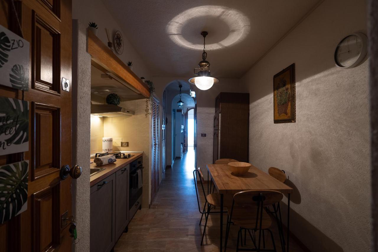 Appartamento Fronte Mare Con Terrazzo Zio Alassio Bagian luar foto